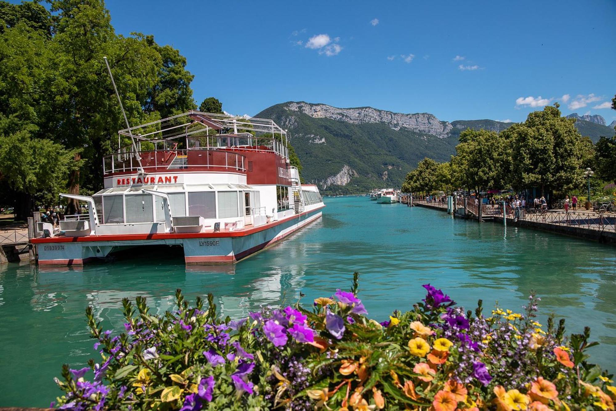 Reflet Bleu Du Lac D'Annecy 3 Etoiles - Face Au Lac, Parking Gratuit, Paddle Board Doussard Bagian luar foto